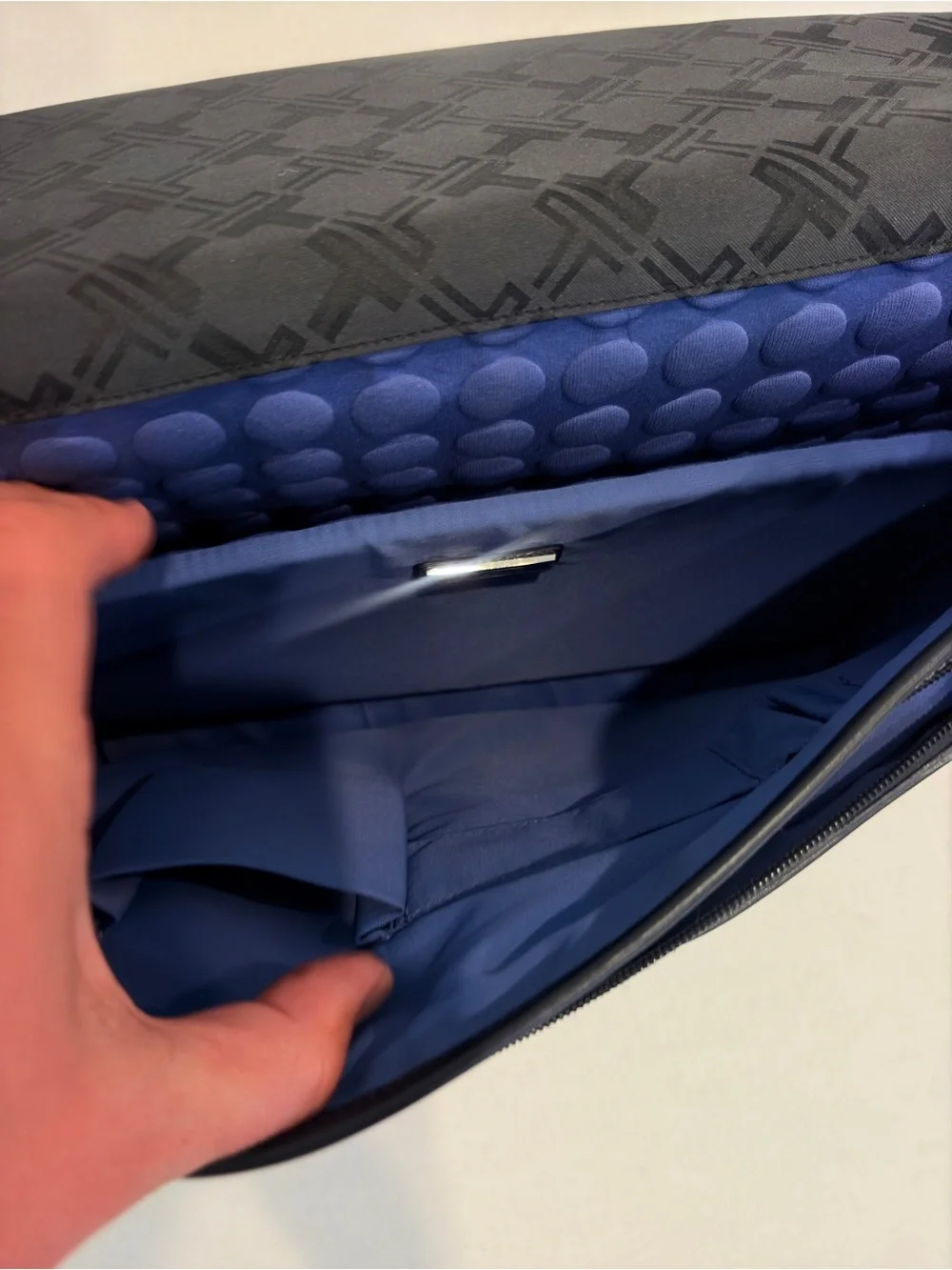Tumi clean non